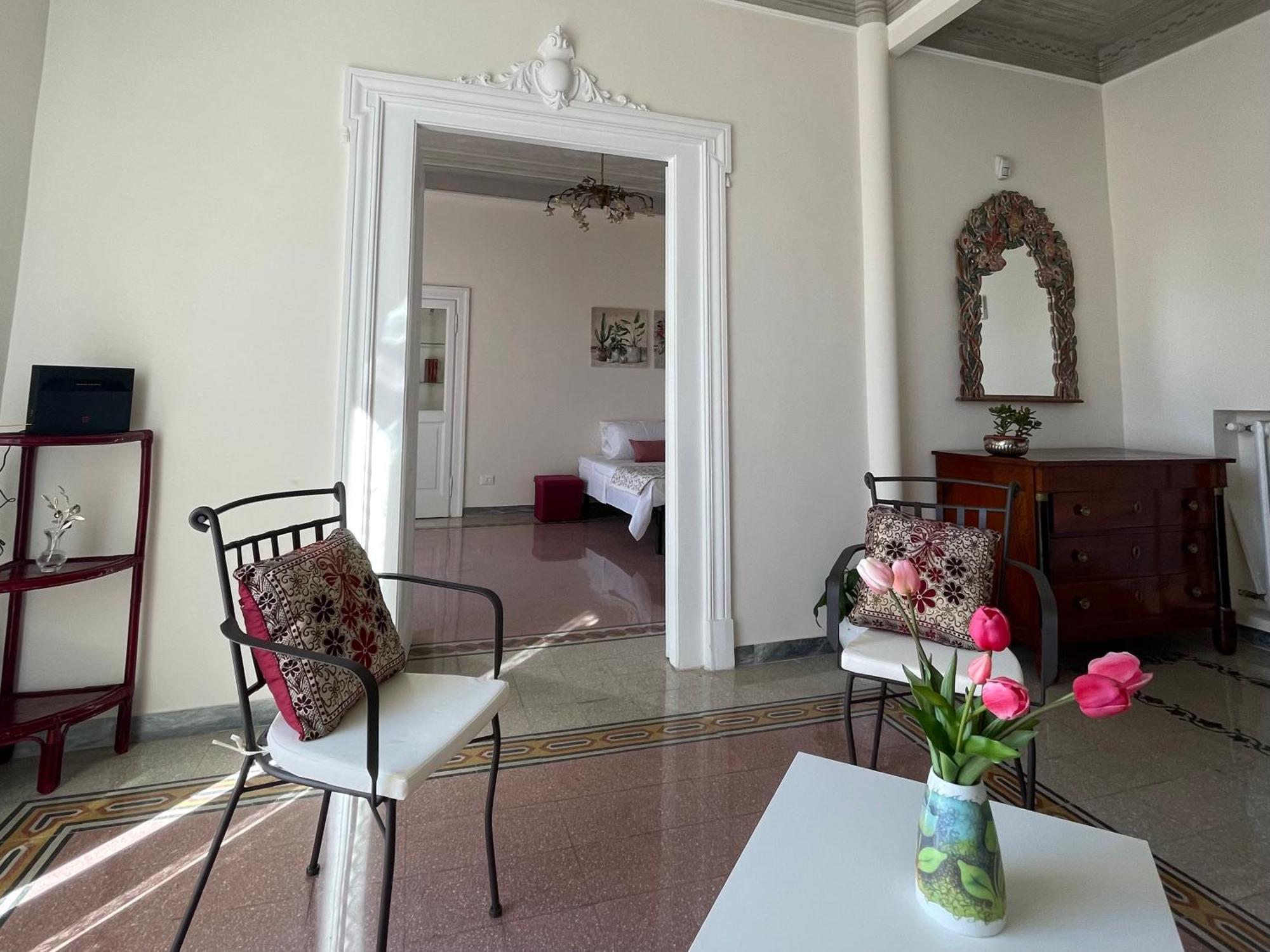 Domus Claudia San Giovanni Рим Экстерьер фото