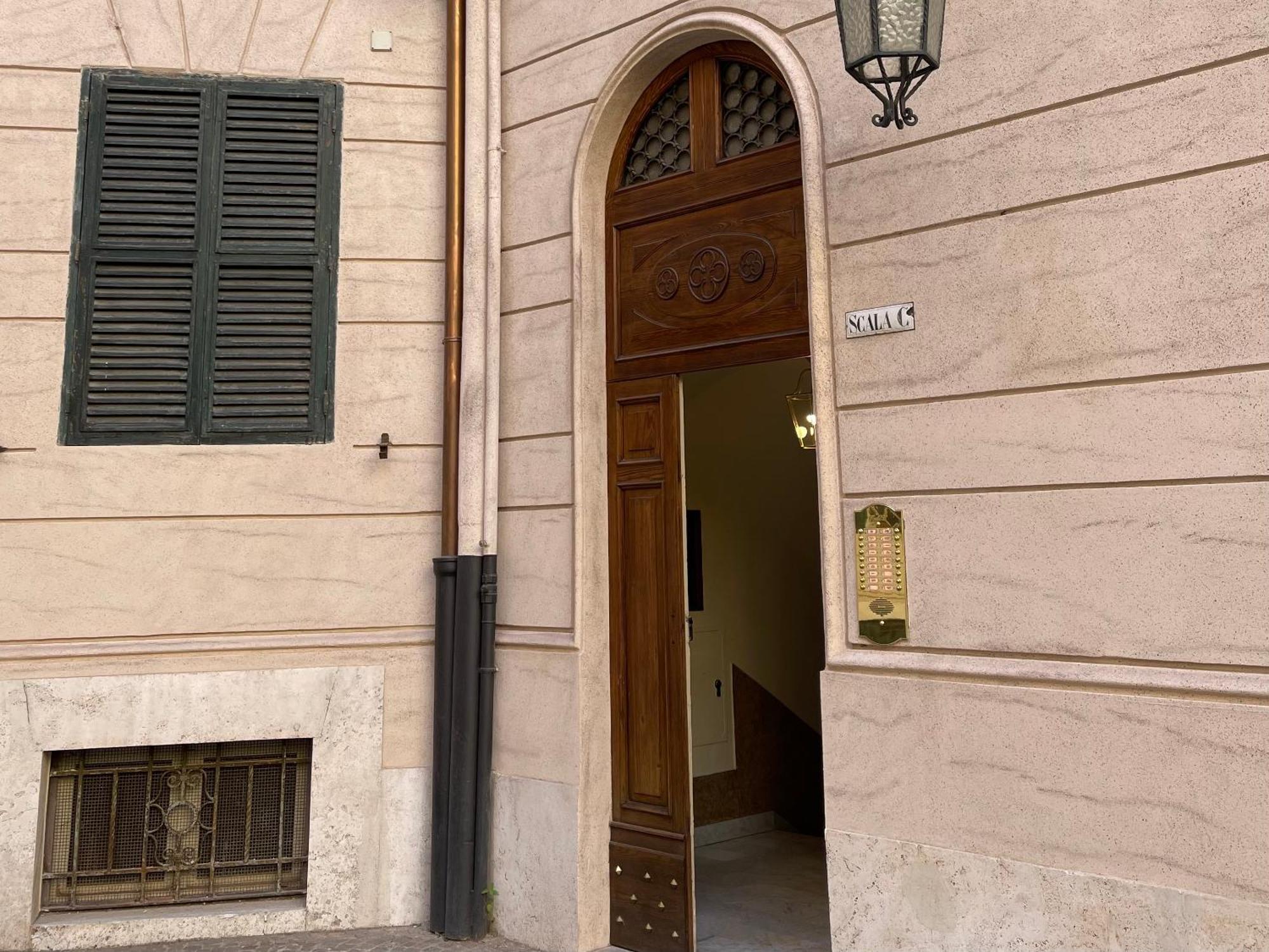 Domus Claudia San Giovanni Рим Экстерьер фото